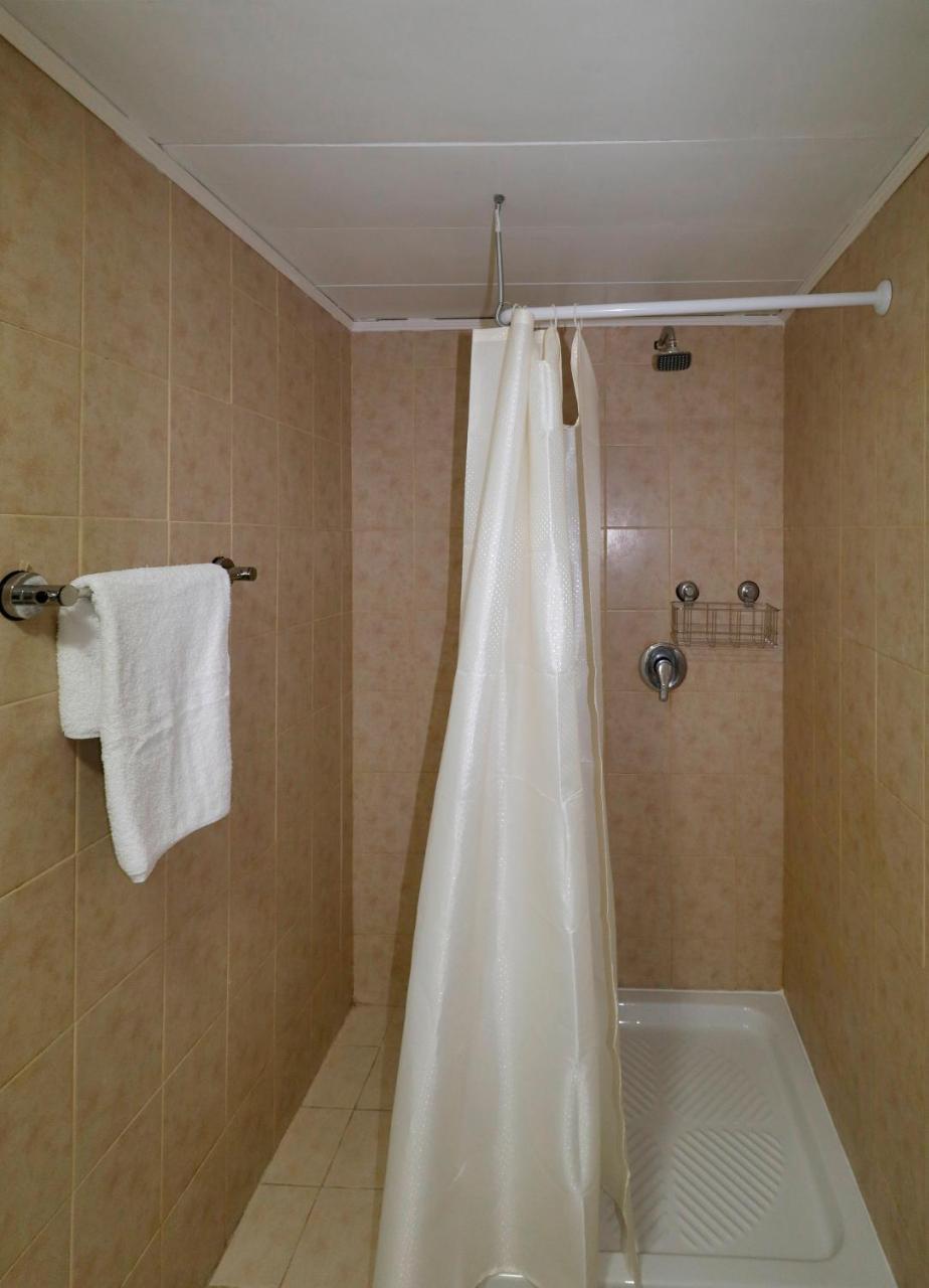 Motel Neve Midbar Eilat Bagian luar foto