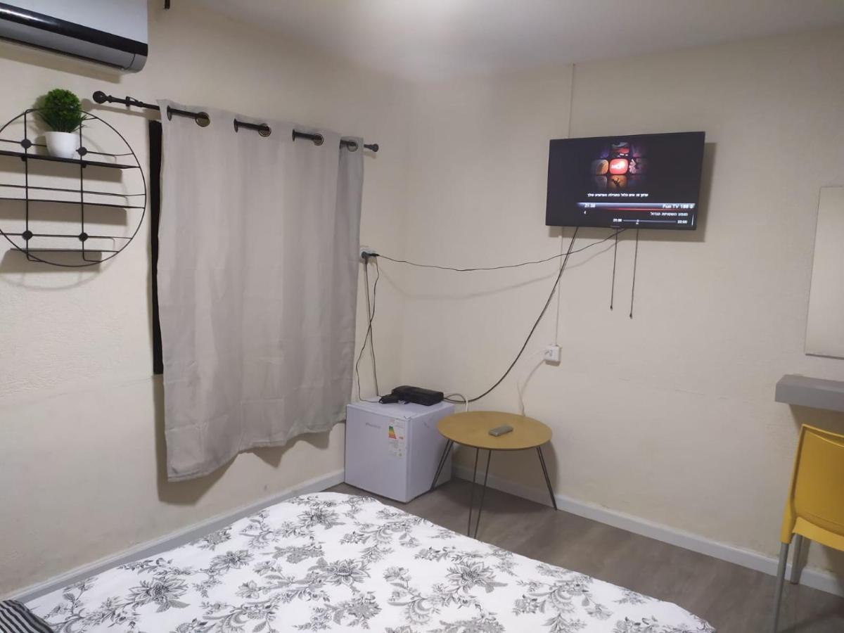 Motel Neve Midbar Eilat Bagian luar foto